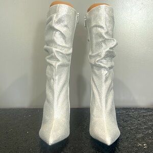 SILVER FAUX LEATHER & RHINESTONE BOOT, SIZE 10,NWOT